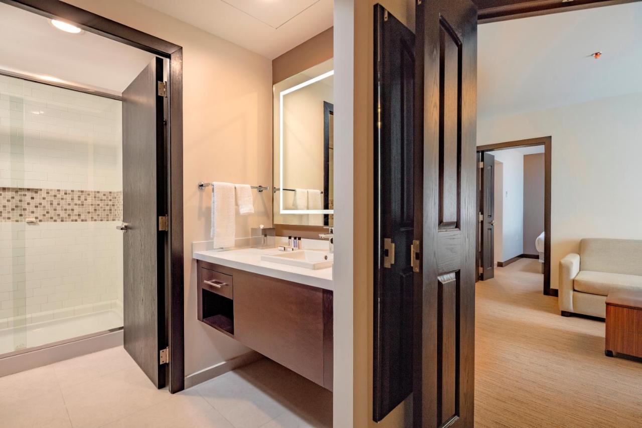 Staybridge Suites - Saltillo By Ihg Zewnętrze zdjęcie