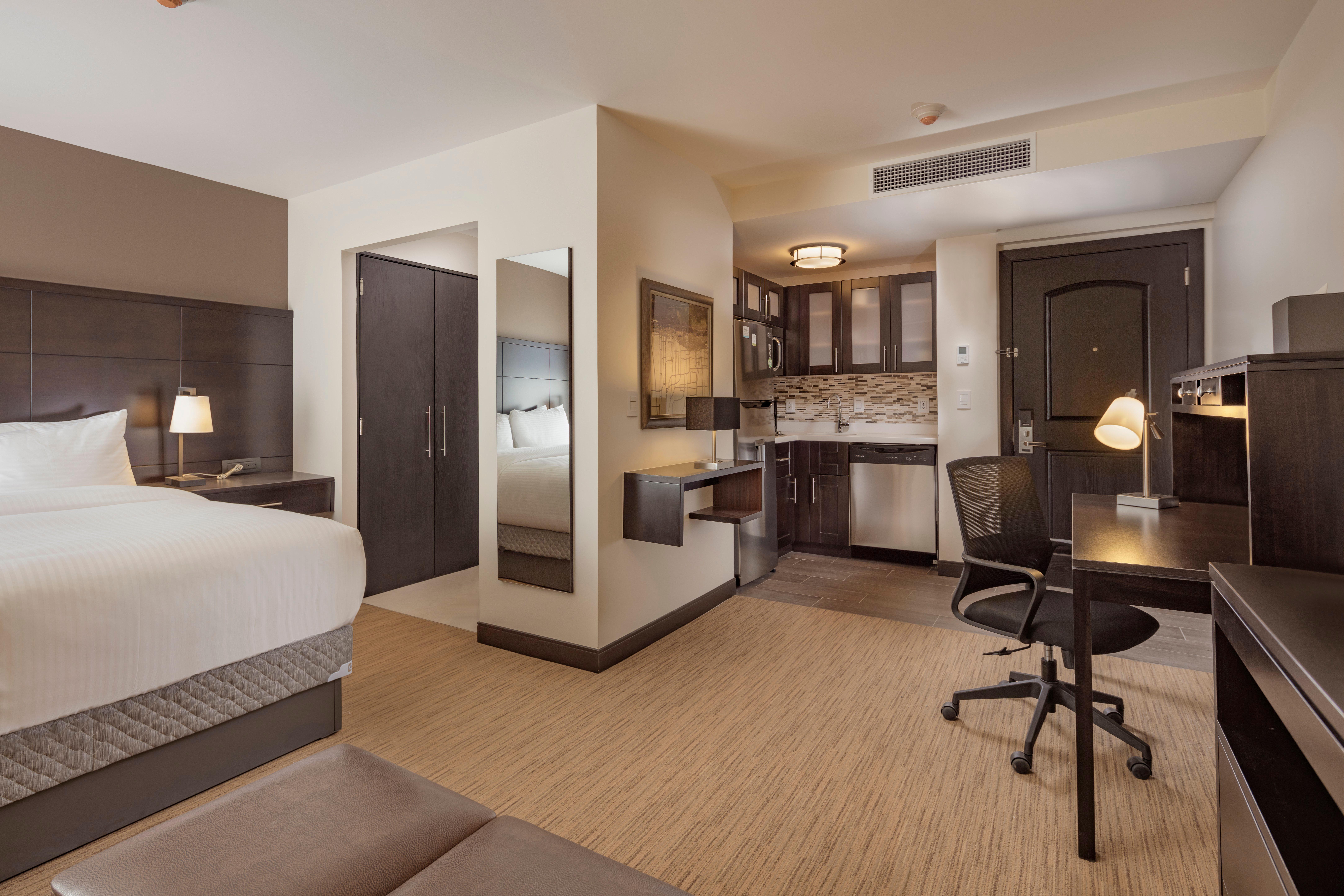 Staybridge Suites - Saltillo By Ihg Zewnętrze zdjęcie